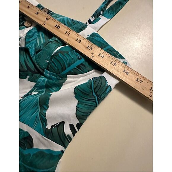 Boohoo Nasty Gal Romper Playsuit Green White 50s Style Palm Leaves Womens Sz L - Picture 10 of 15
